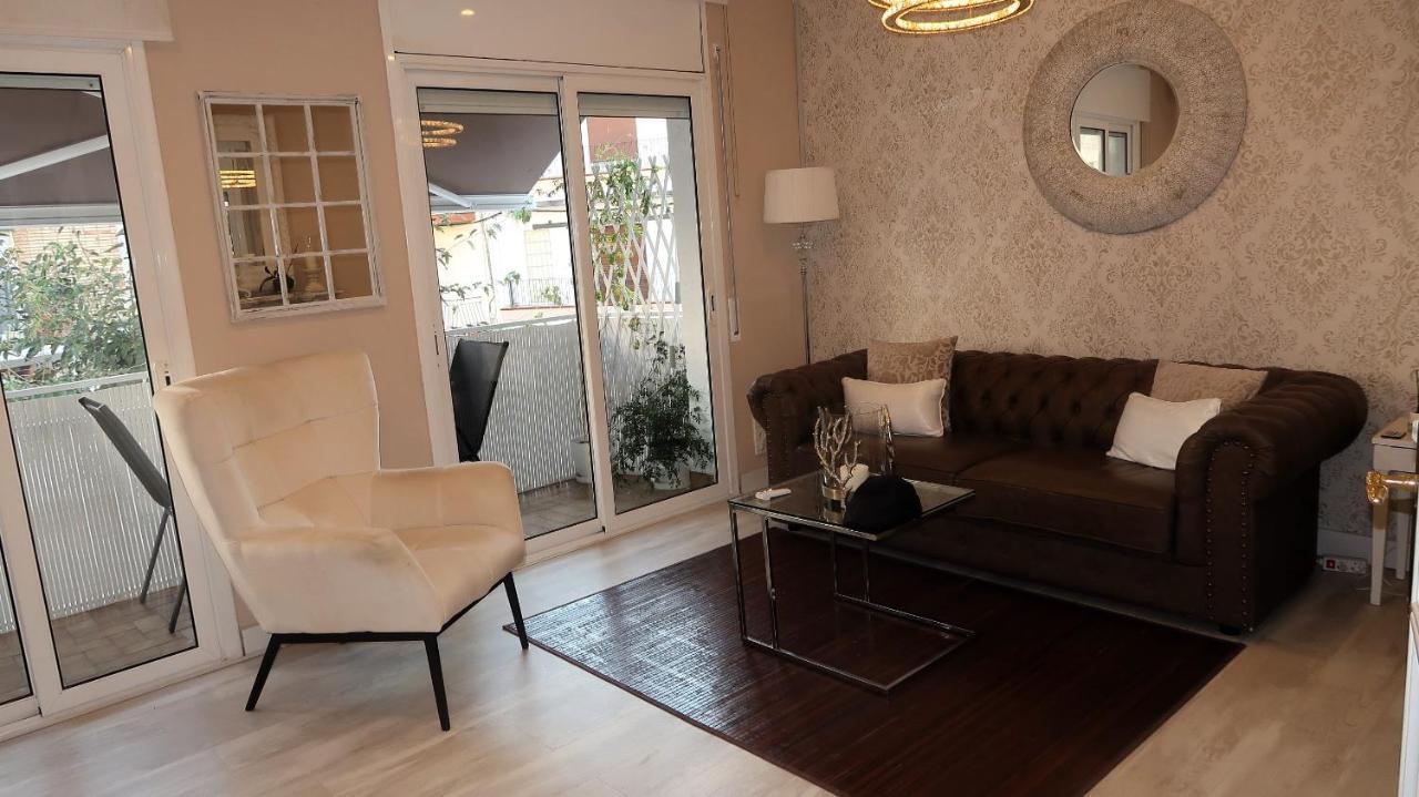 Entire Apartment , 2 Bedrooms Newly Remodeled Center Sitges Barcelona Esterno foto