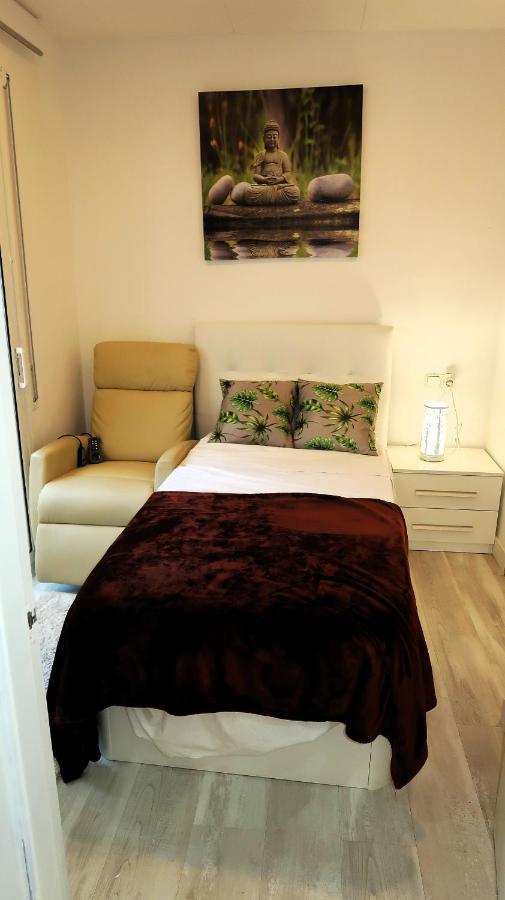 Entire Apartment , 2 Bedrooms Newly Remodeled Center Sitges Barcelona Esterno foto