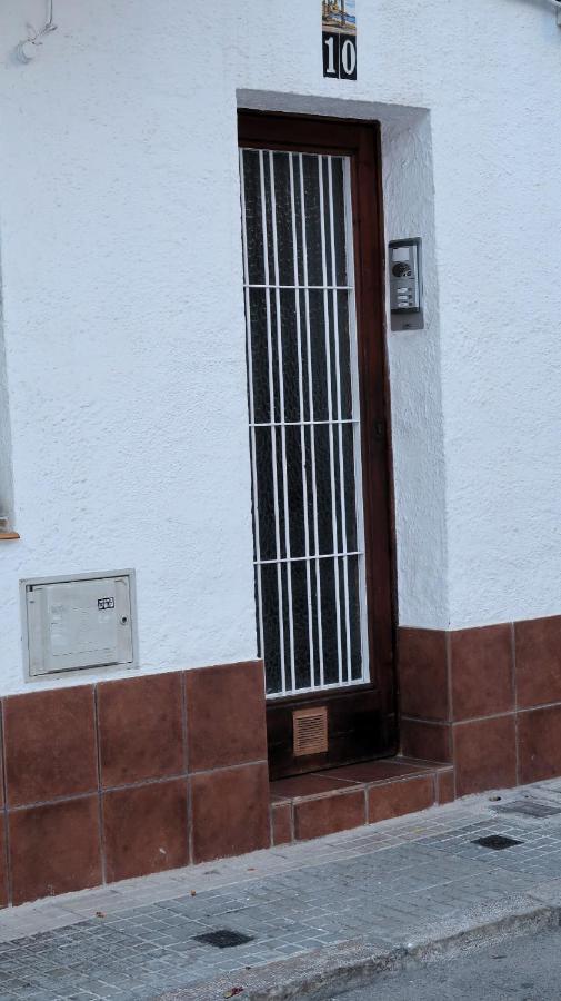Entire Apartment , 2 Bedrooms Newly Remodeled Center Sitges Barcelona Esterno foto